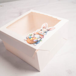 Cajas 19x19x10 con base porta huevo y sticker Pascuas x5u.