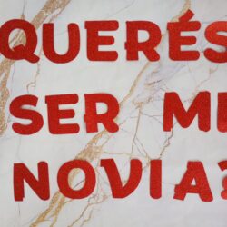 Banderín Letras Goma Eva ¿Querés ser mi novio/a?