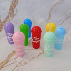 Vasos Plásticos 400cc con Sticker Personalizado con Tapa y Bombilla