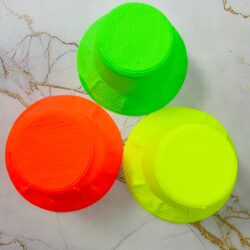 Pilusos Plásticos Fluo x6u.