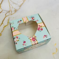 Cajas 10x10x5 Visor Corazón Feliz Día con Flores x5u.